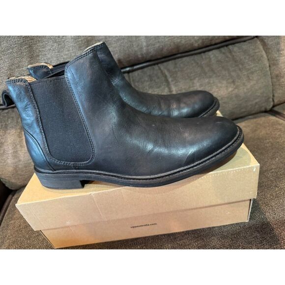 UGG Leif Men’s Black Leather Boots Size 10‎ - Picture 10 of 12